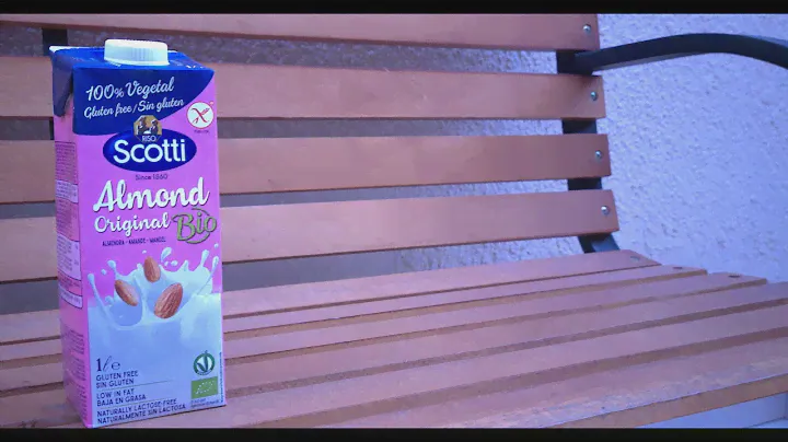 Packshot Leche de Almendras Scotti